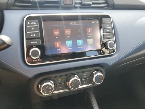 New 2025 Nissan Versa SV w/ Trunk Package image 10