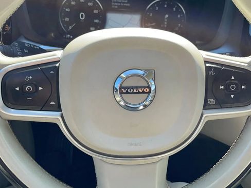 Used 2018 Volvo XC60 T6 Momentum w/ Convenience Package AWD/4WD image 20