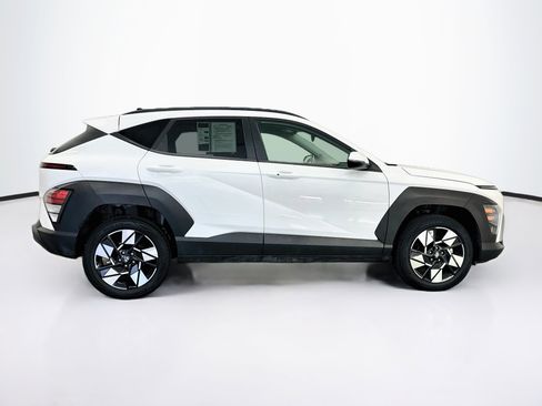 Used 2025 Hyundai Kona SEL AWD/4WD image 10