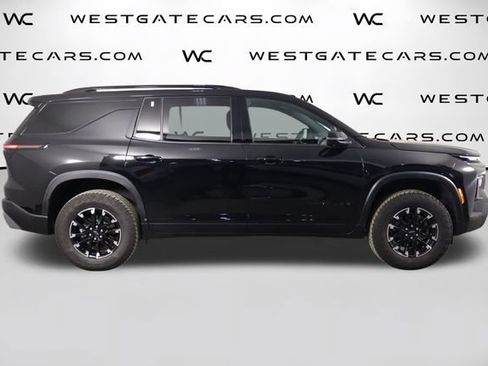 Used 2025 Chevrolet Traverse Z71 w/ Driver Confidence Package AWD/4WD image 45