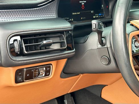 Used 2023 Lincoln Aviator Black Label Grand Touring w/ Class IV Trailer Tow Package image 10