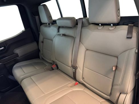 Used 2019 GMC Sierra 1500 SLT w/ SLT Premium Plus Package AWD/4WD image 16