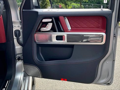 Certified 2025 Mercedes-Benz G 63 AMG 4MATIC image 19
