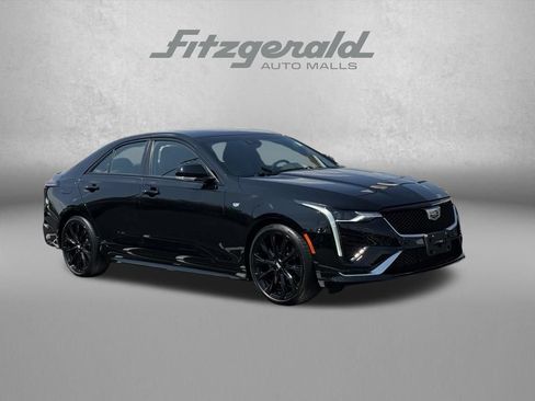 Used 2022 Cadillac CT4 Sport RWD image 1