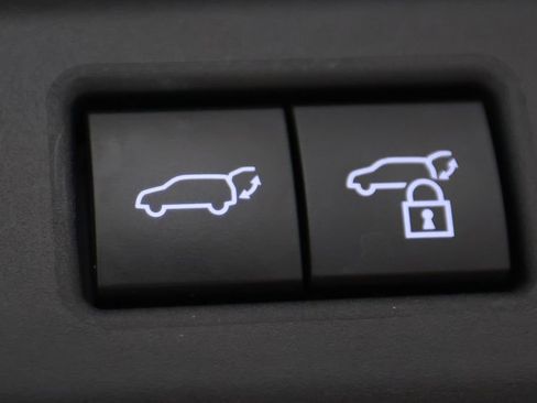 Used 2023 Toyota Sequoia Capstone image 18