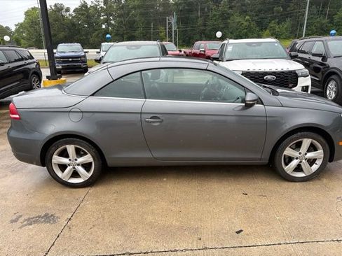 Used 2012 Volkswagen Eos Lux FWD image 7