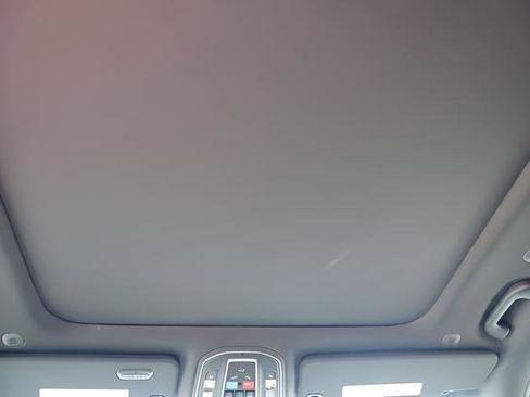 New 2026 Jeep Grand Wagoneer Limited image 18