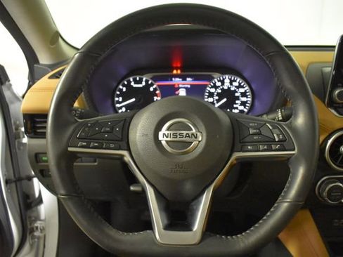 Used 2023 Nissan Sentra SV w/ SV Premium Package FWD image 15