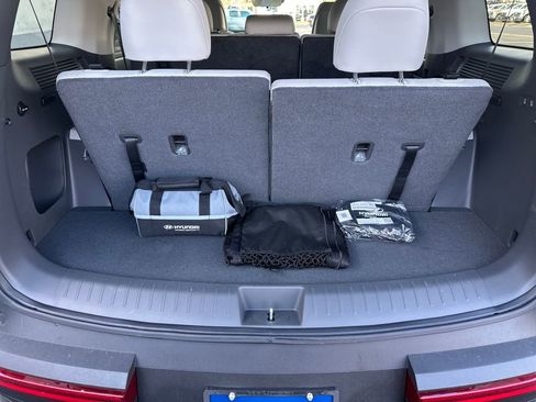 Certified 2025 Hyundai Santa Fe SEL image 17