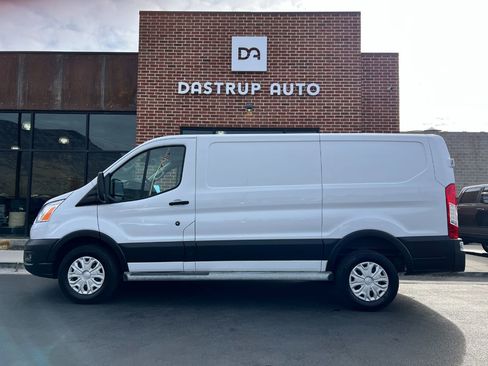 Used 2022 Ford Transit 250 Low Roof w/ Exterior Upgrade Package image 3