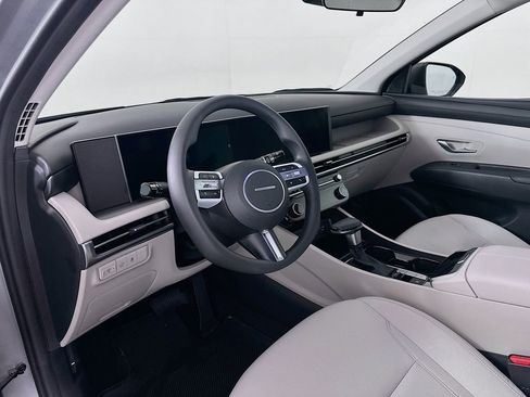 Certified 2025 Hyundai Tucson SEL image 9