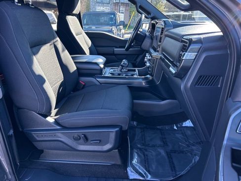 Used 2022 Ford F150 XLT w/ Equipment Group 302A High image 17