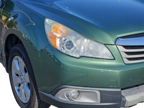 Used 2012 Subaru Outback 2.5i Limited image 9