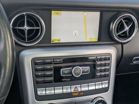 Used 2012 Mercedes-Benz SLK 350 image 12