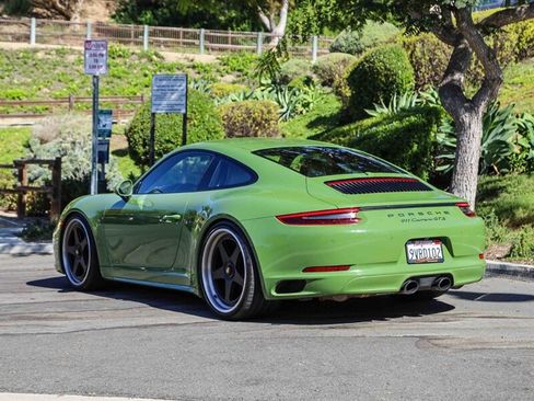 Used 2019 Porsche 911 GT3 RS image 3
