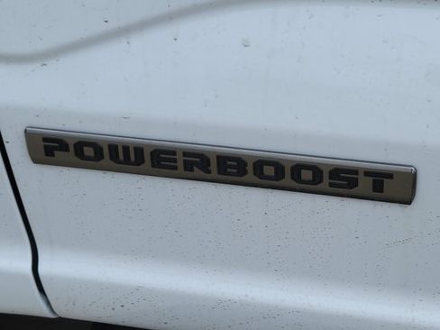 New 2025 Ford F150 XLT w/ Equipment Group 302A MID image 12