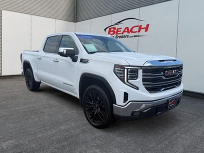 Used 2023 GMC Sierra 1500 SLT w/ SLT Premium Package
