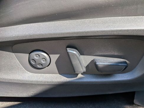 Used 2023 INFINITI QX60 Sensory w/ Vision Package image 40