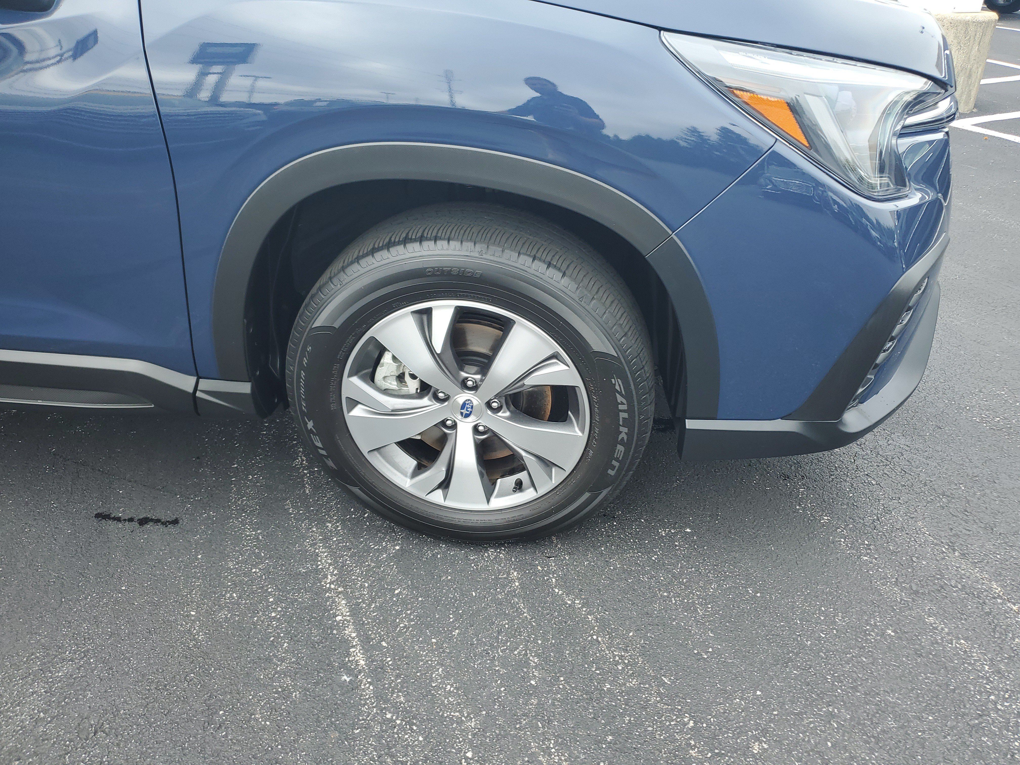 Certified 2023 Subaru Ascent Premium w/ Convenience Package AWD/4WD image 5