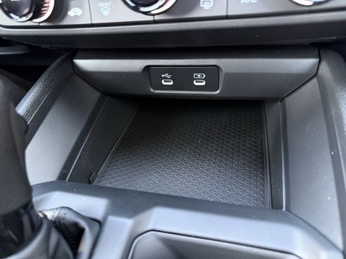 New 2025 Honda Accord LX image 24