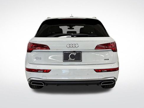 Used 2025 Audi Q5 2.0T Premium Plus w/ Premium Plus Package image 4