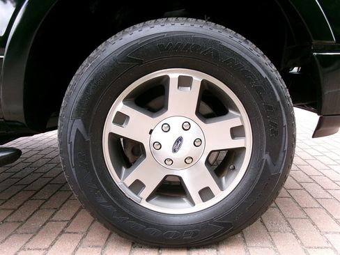 Used 2005 Ford F150 FX4 AWD/4WD image 40