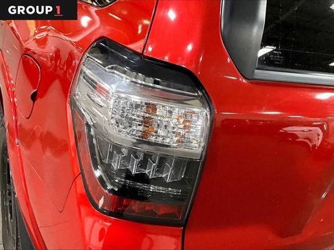 Used 2021 Toyota 4Runner Venture w/ Moonroof Package image 28