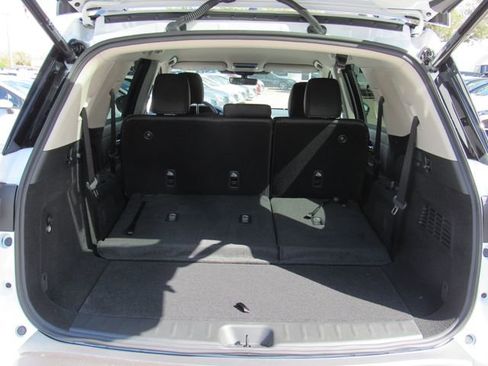 New 2026 Nissan Pathfinder SL FWD image 5