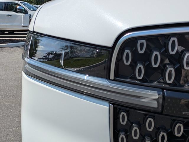 New 2026 Lincoln Navigator L Premier AWD/4WD image 10