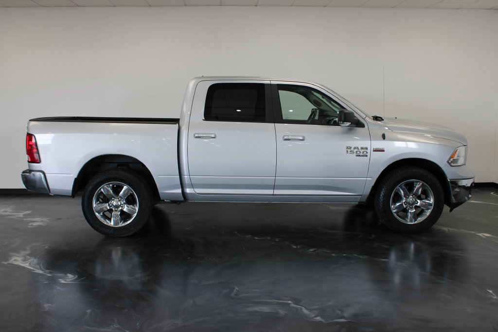 Used 2019 RAM 1500 Big Horn AWD/4WD image 25