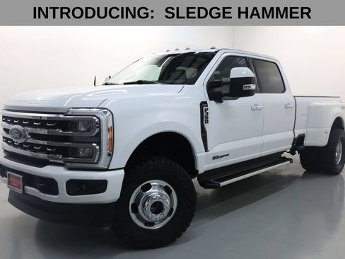 Used 2023 Ford F350 Lariat w/ FX4 Off-Road Package AWD/4WD image 2