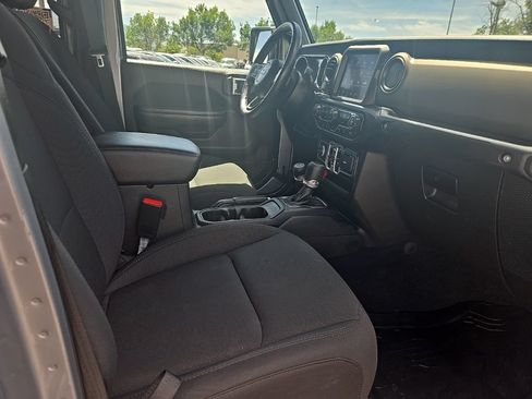 Used 2021 Jeep Gladiator Sport AWD/4WD image 28