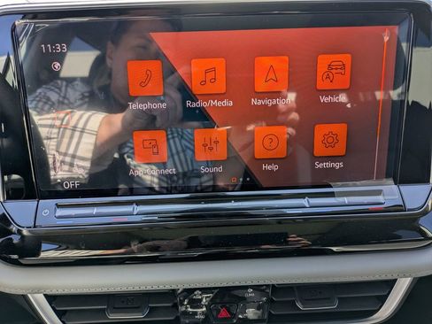 New 2026 Volkswagen Atlas Peak Edition AWD/4WD image 22