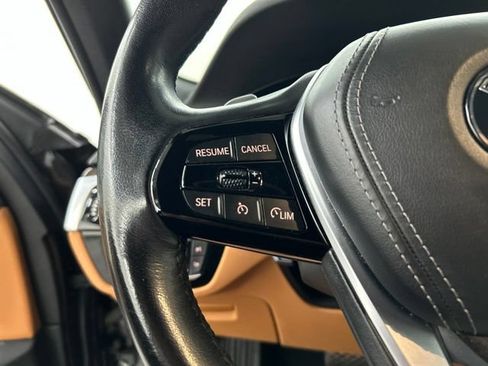 Used 2021 BMW 540i xDrive w/ Premium Package AWD/4WD image 9