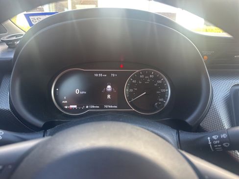 Certified 2019 Nissan Kicks SV w/ Interior Electronics Package image 9