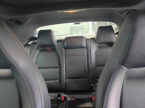Used 2019 Mercedes-Benz CLA 250 4MATIC image 20