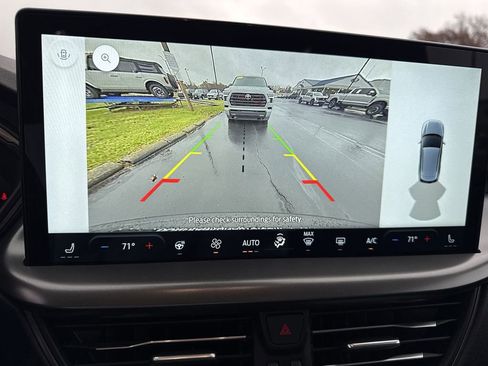 New 2026 Ford Escape SE FWD image 17