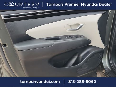 Used 2022 Hyundai Tucson SE w/ Cargo Package image 16