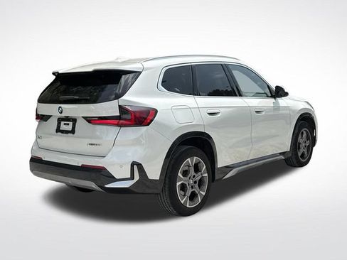 Used 2025 BMW X1 xDrive28i AWD/4WD image 6