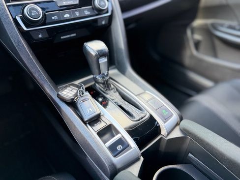 Used 2018 Honda Civic EX-T image 23