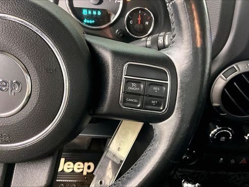 Used 2015 Jeep Wrangler Unlimited Sport w/ Quick Order Package 24S AWD/4WD image 20