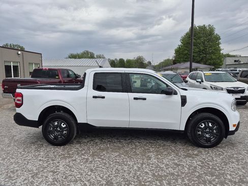 Used 2023 Ford Maverick XL FWD image 4