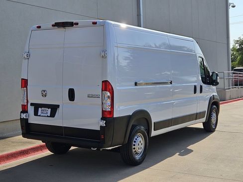 Used 2026 RAM ProMaster 2500 FWD image 4