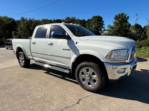 Used 2016 RAM 2500 Laramie image 4