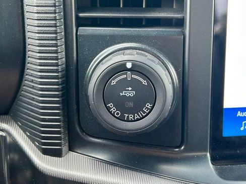 Used 2025 Ford F150 Raptor image 38