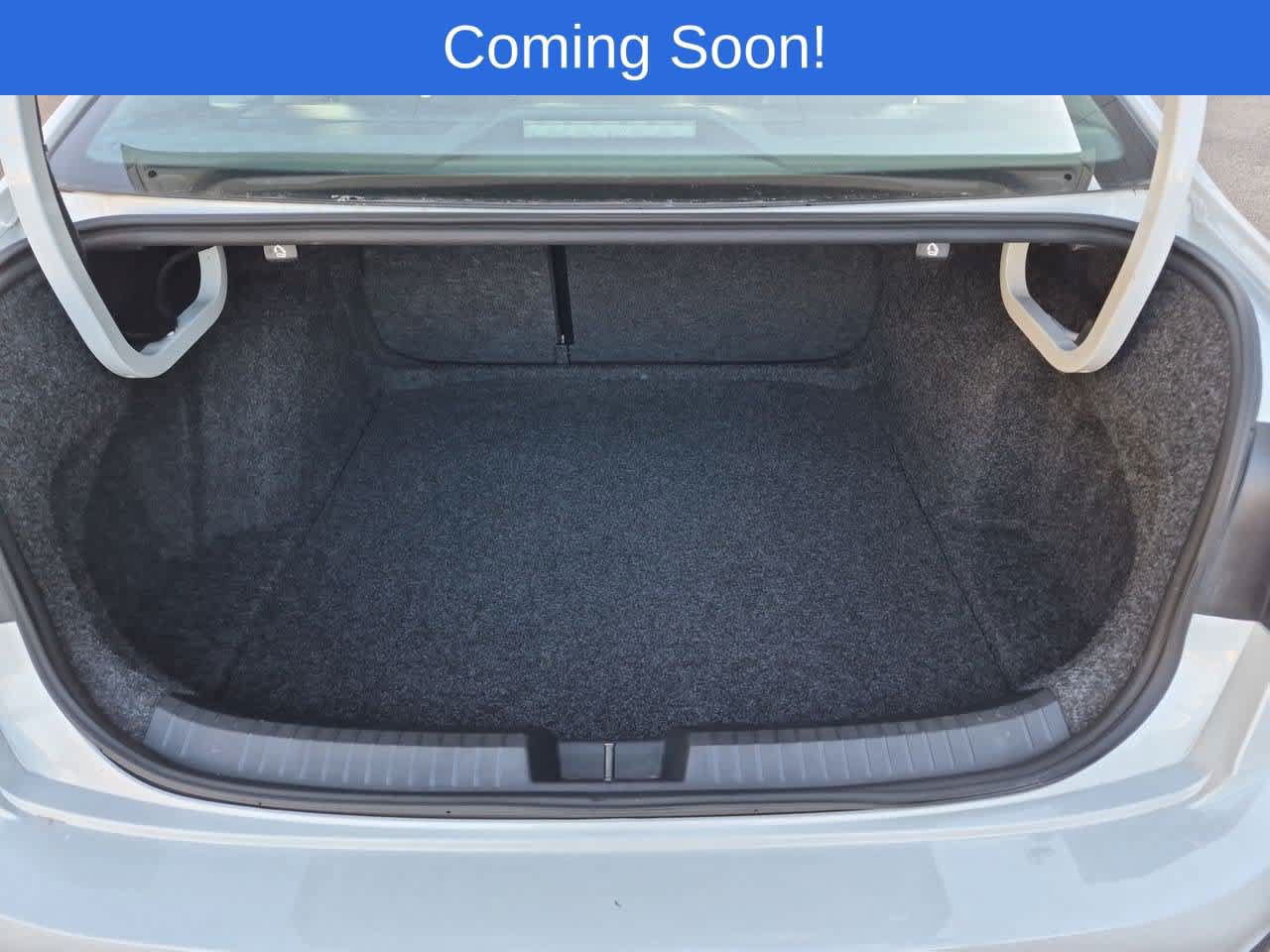 Used 2023 Volkswagen Jetta SE FWD image 32