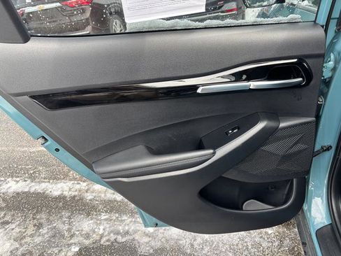 Certified 2024 Kia Seltos EX image 13