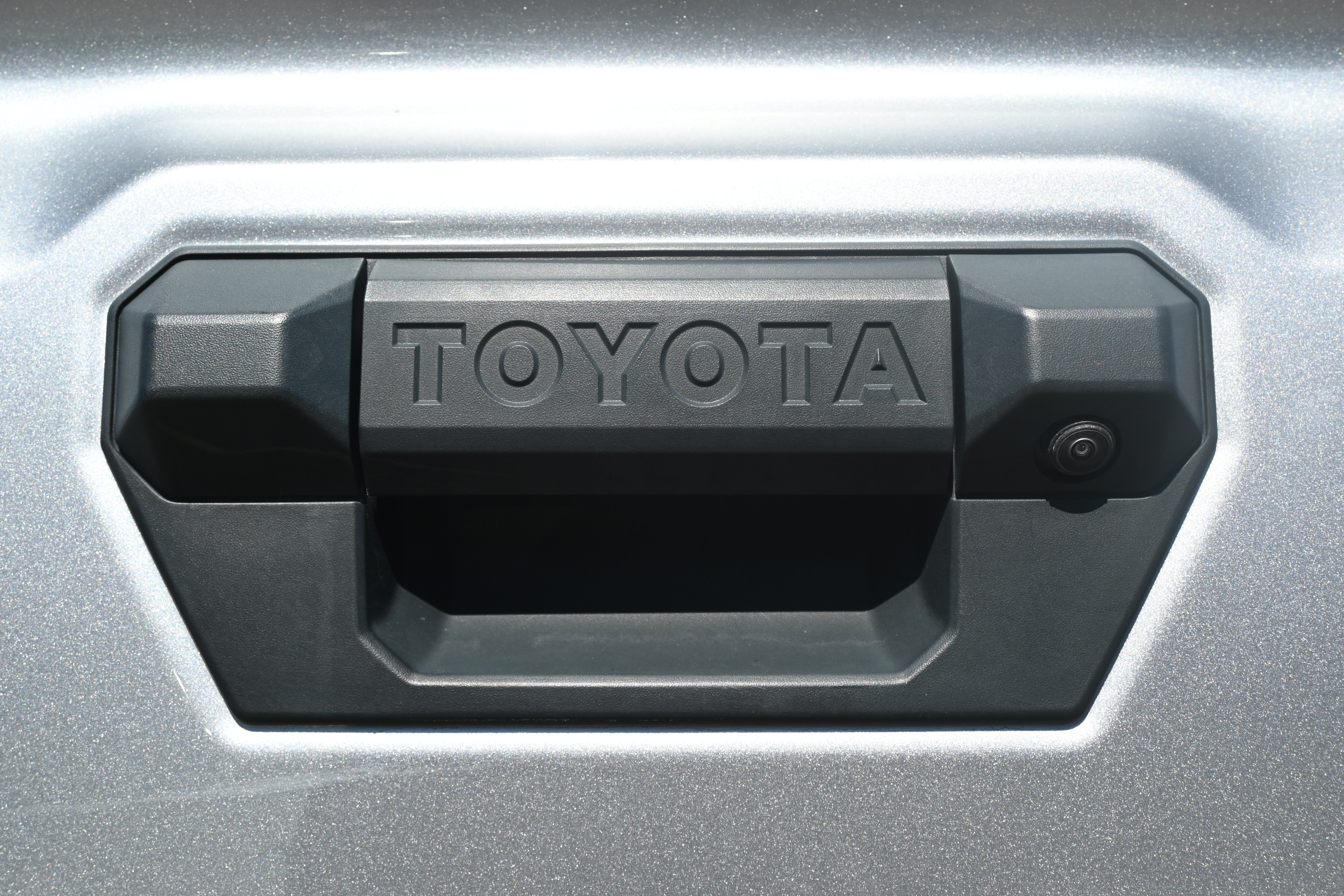 Used 2024 Toyota Tacoma TRD Sport w/ TRD Sport Upgrade Package AWD/4WD image 39