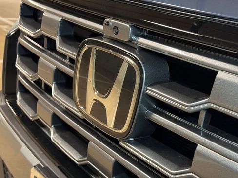 New 2026 Honda Pilot TrailSport image 8