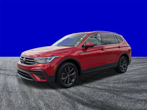 Used 2023 Volkswagen Tiguan SE FWD image 8